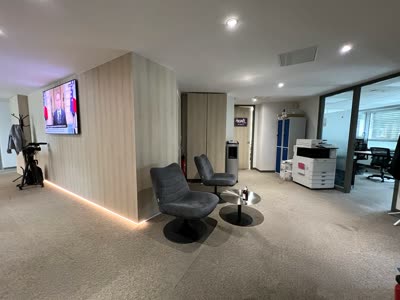 Actua Paris Office Waiting Room